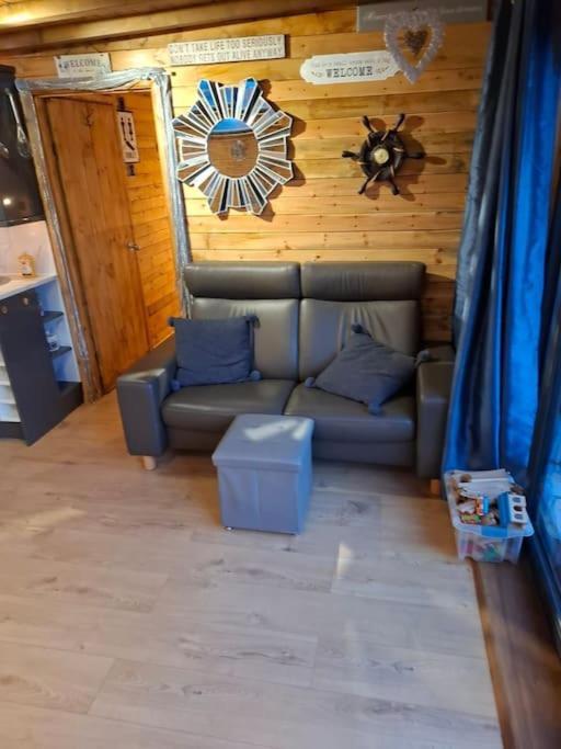 Cosy Cornish Cabin St Austell Εξωτερικό φωτογραφία
